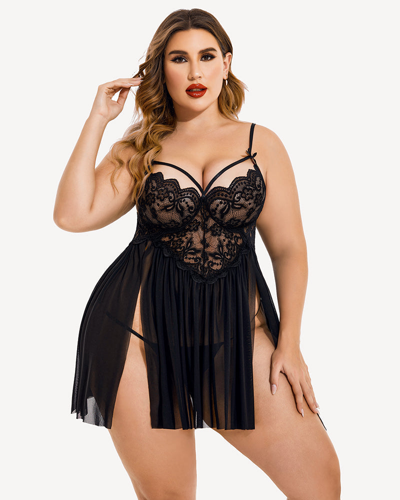 Plus Size Heart Lace Side Slit Nightdress