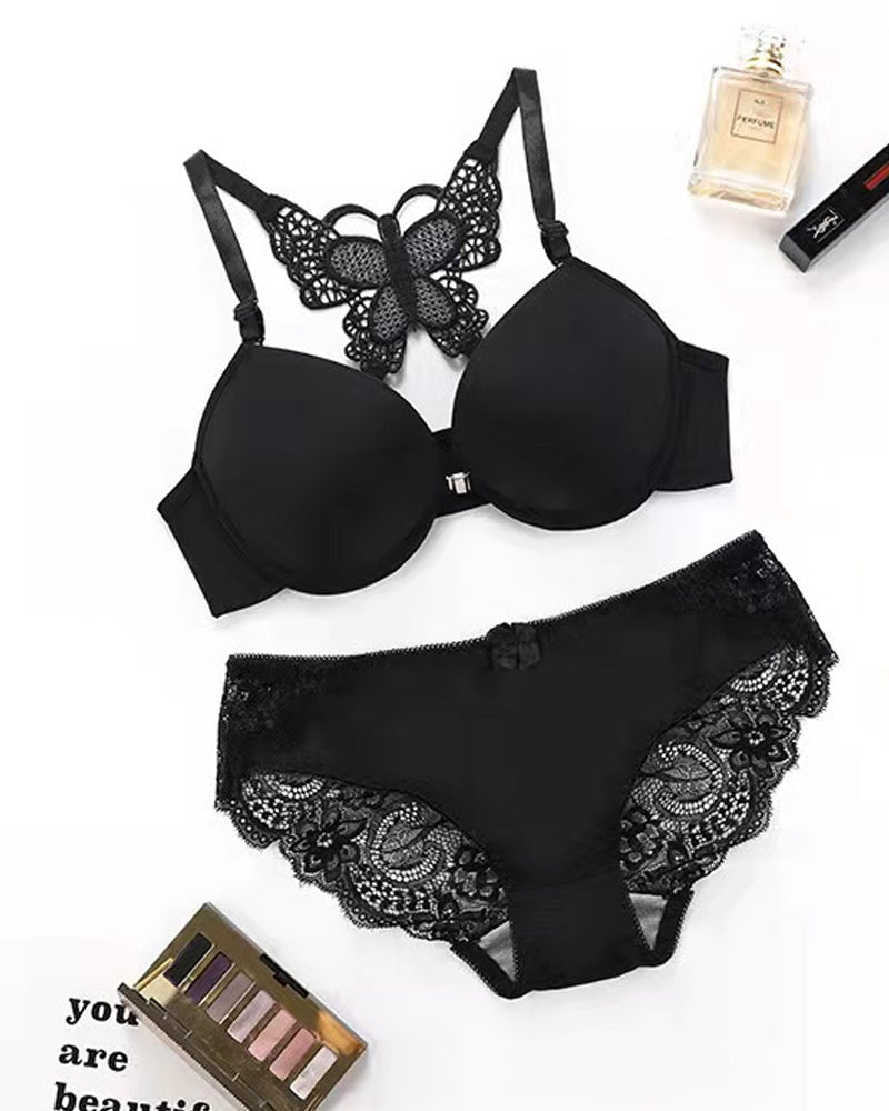 Front-fastening Underwire Butterfly Back Bra and Lace Patchwork Panty Set